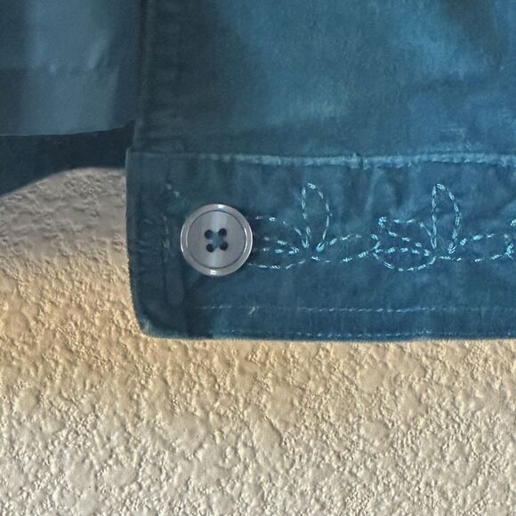 Denim & Co. Teal Blue Women’s Velvet Jacket Size Medium Embroidered Design - Picture 5 of 10